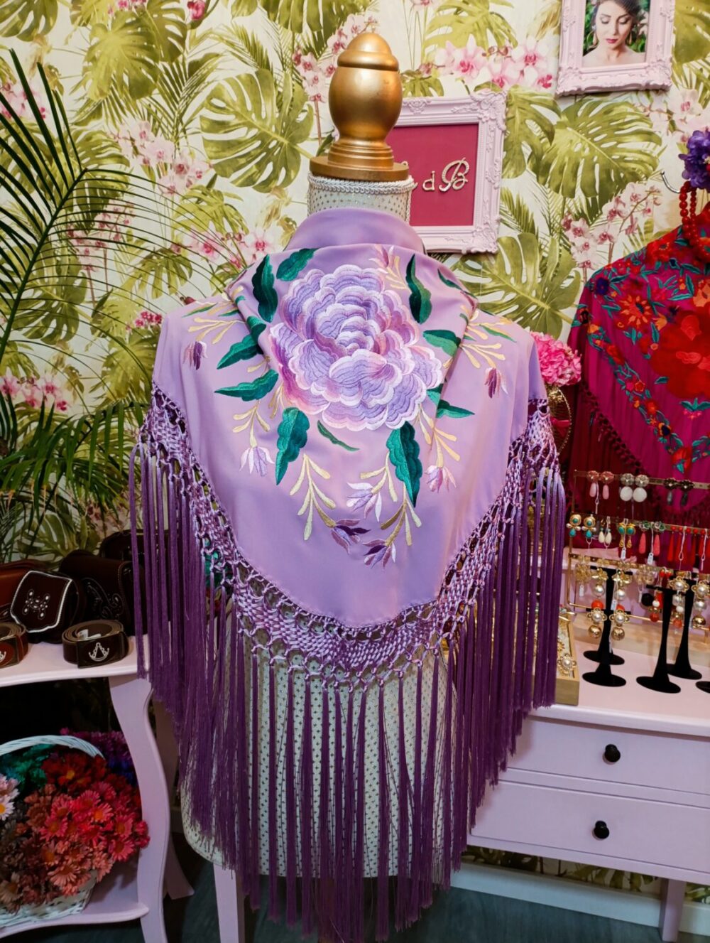 Mantón Bordado Lucía