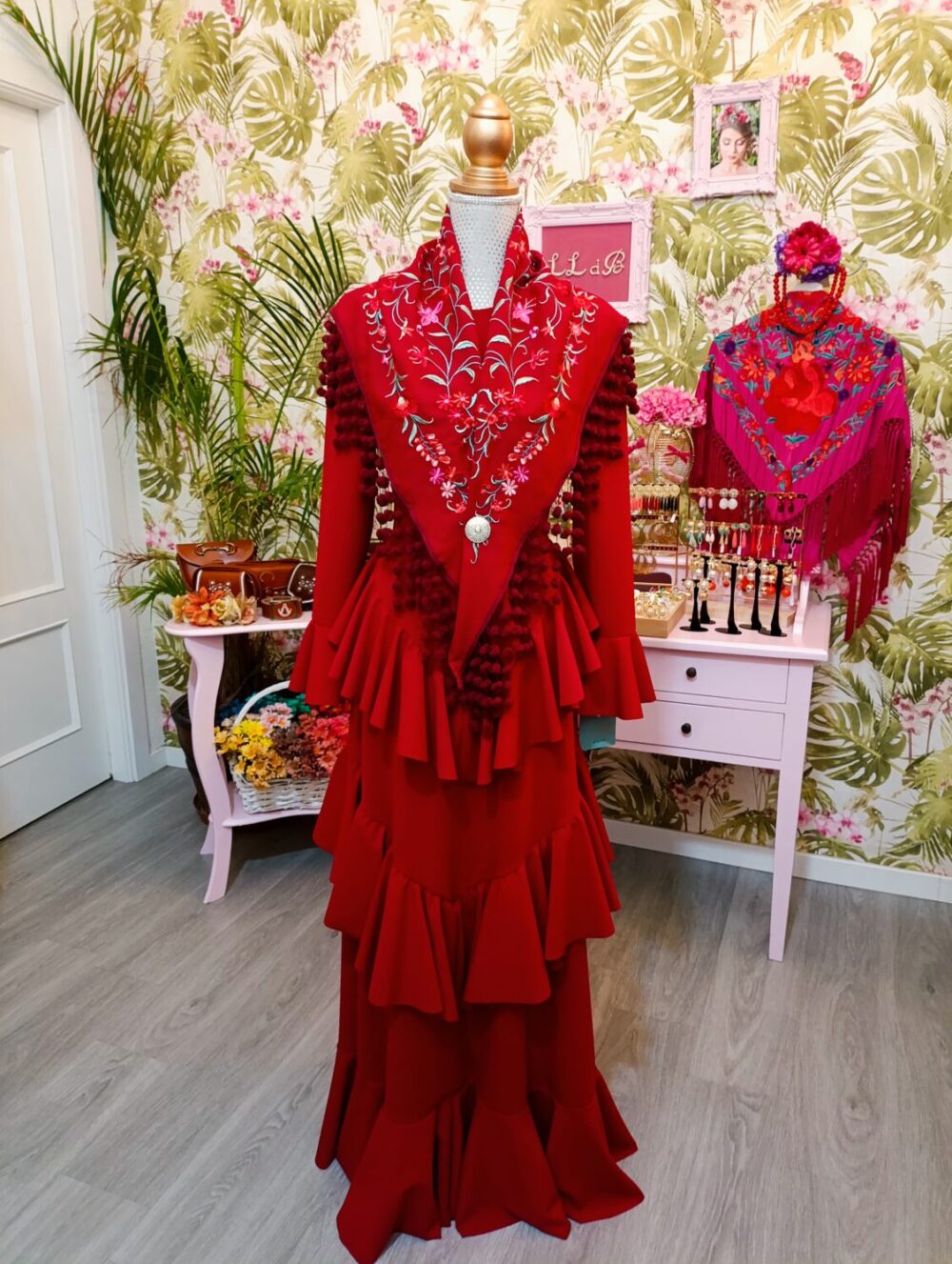 Vestido Pico Al Talle Rojo T2