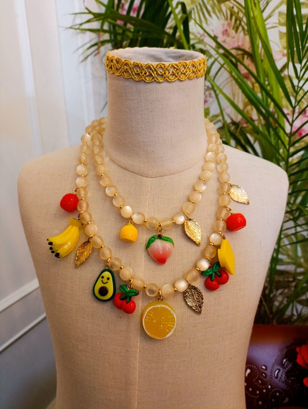 Collar Frutas