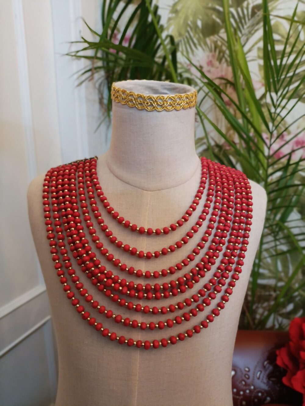 Collar Cuentas Rojo y Dorado