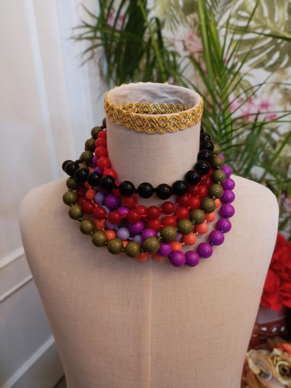 Collar Bolas Burdeos - Imagen 2
