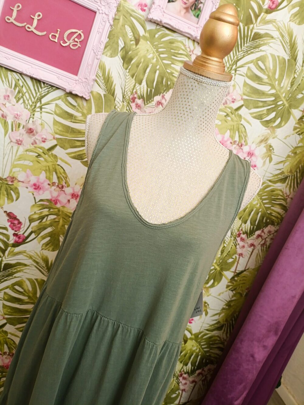 Maxi Vestido Cortes Kaki - Imagen 2