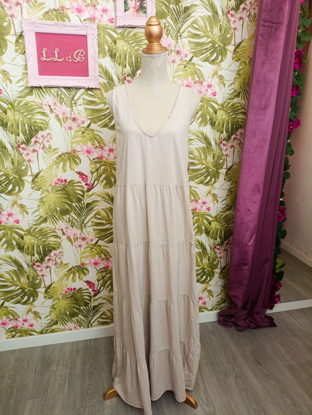 Maxi Vestido Cortes Piedra