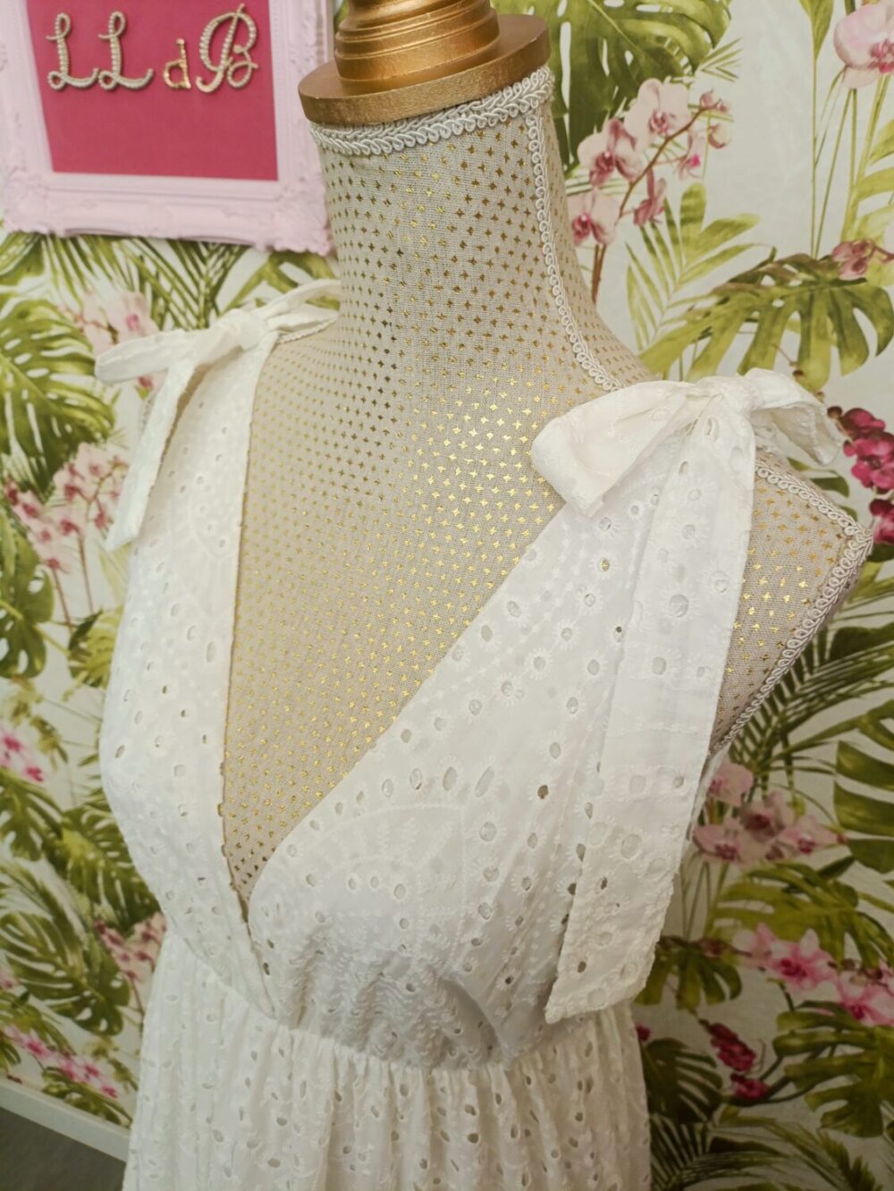 Vestido Perforado Blanco - Imagen 3