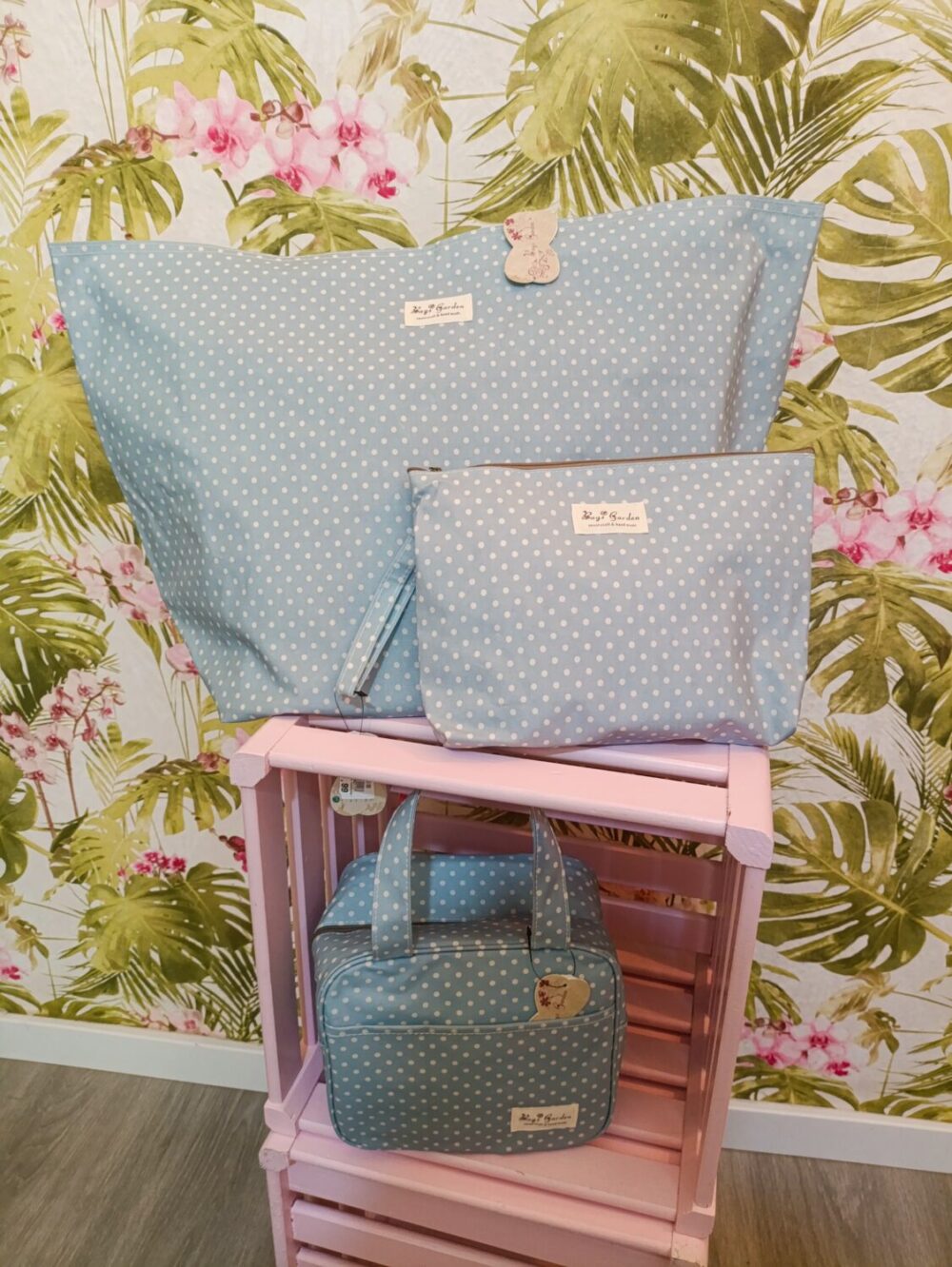 Conjunto Lunares Celeste
