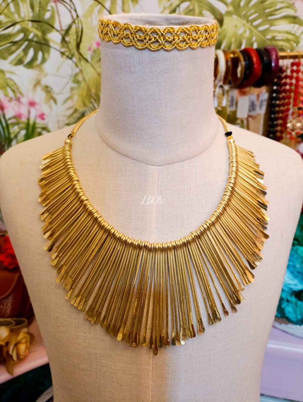 Collar Gold Eventos