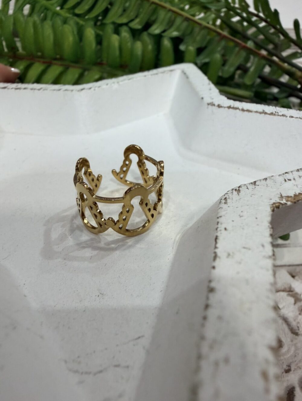 Anillo Siluetas Virgen del Rocío Dorado