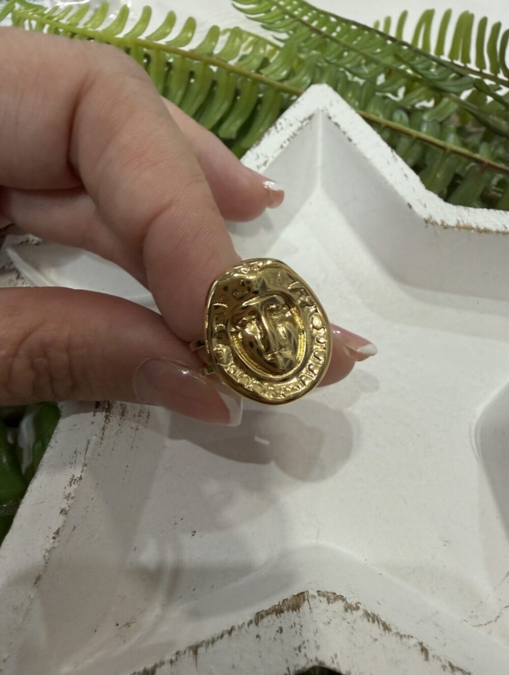 Anillo Rostrillo Virgen del Rocío Dorado